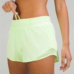 Lululemon - Hotty Hot - 4”